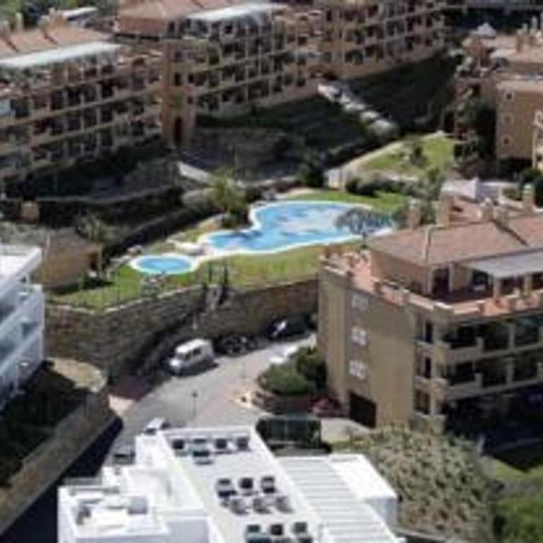 6 Guests - 3 Bedrooms - Private Garden - Pool - Apartamento - 10