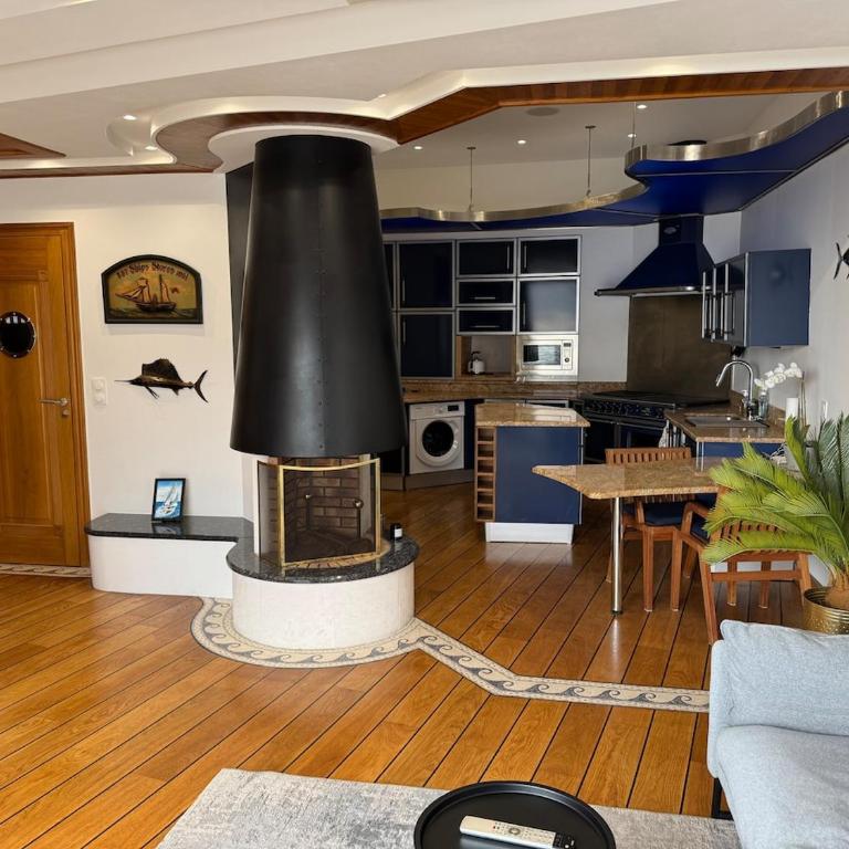 Seaside Serenity, Portside Apartment - Appartement 3 Chambres avec Vue sur le Port - 2