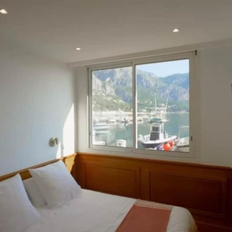Seaside Serenity, Portside Apartment - Appartement 3 Chambres avec Vue sur le Port - 4
