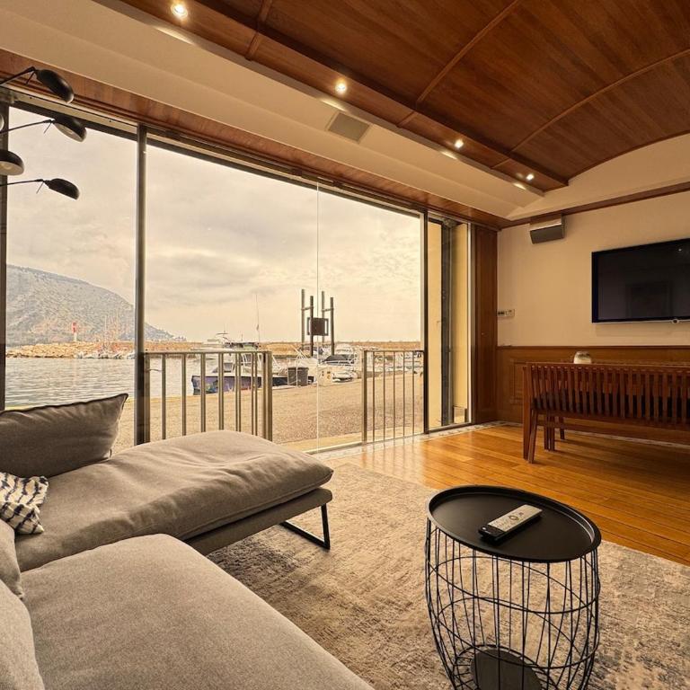 Seaside Serenity, Portside Apartment - Appartement 3 Chambres avec Vue sur le Port - 15