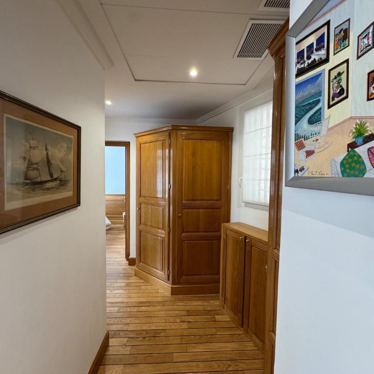 Seaside Serenity, Portside Apartment - Appartement 3 Chambres avec Vue sur le Port - 19