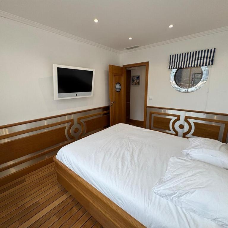 Seaside Serenity, Portside Apartment - Appartement 3 Chambres avec Vue sur le Port - 23