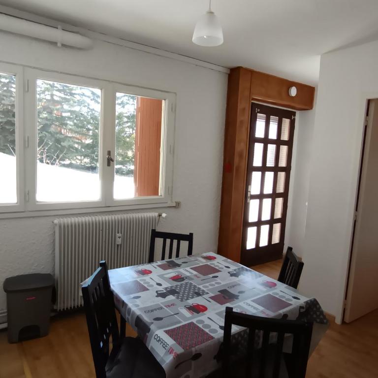 Appartement Calme 4 Pers avec Terrasse et Animaux Admis - FR-1-445-80 - Appartamento - 12