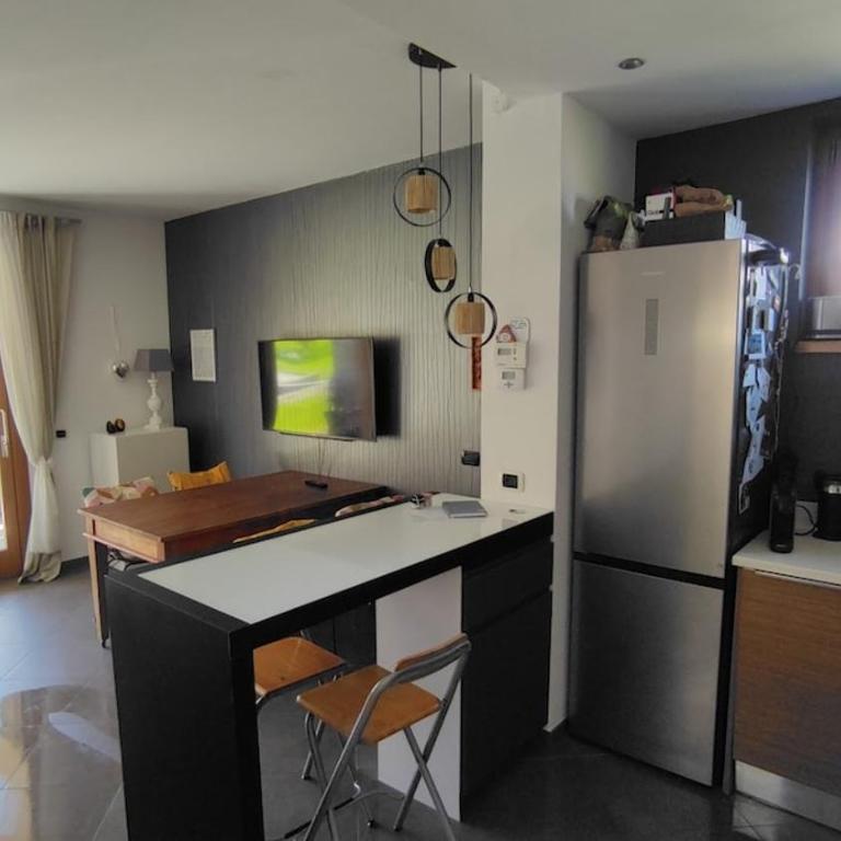 Panoramica Lake view Apartment with Terrace, 2 BR - Appartamento con 2 Camere da Letto e Vista Lago - 24