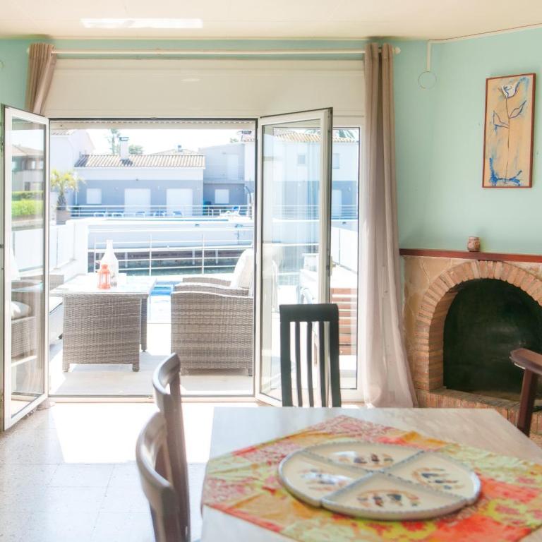 WELCS CASA 242 EMP con terraza y acceso al muelle - Casa - 4