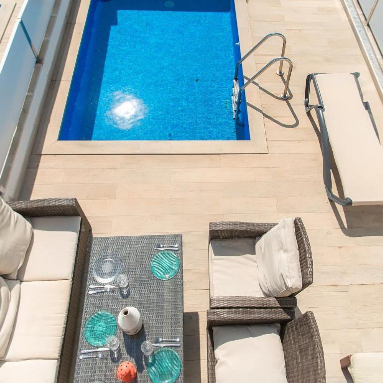 WELCS CASA 242 EMP con terraza y acceso al muelle - Casa - 3