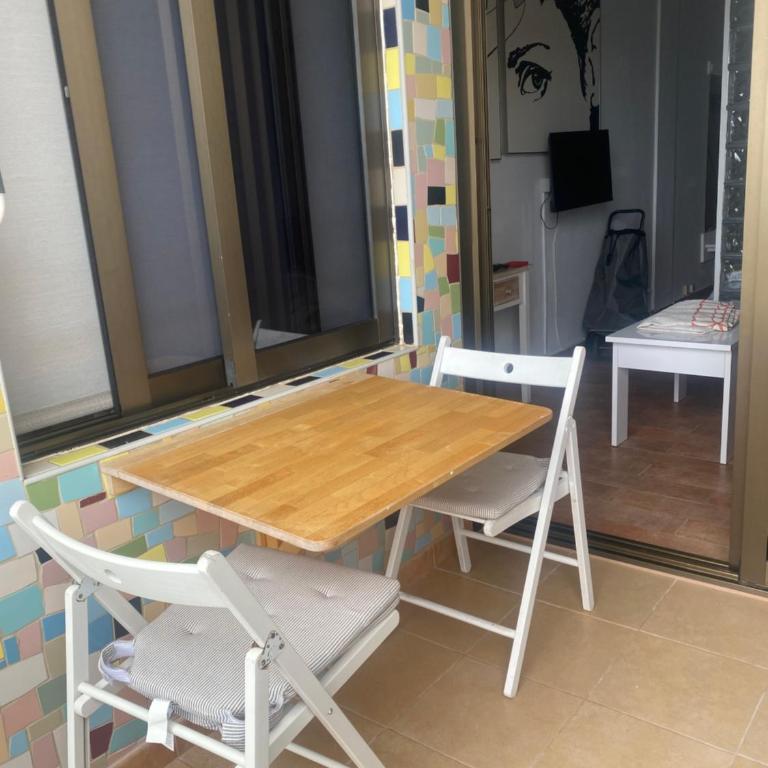Estudio luminoso, primera línea de playa de las canteras - Apartamento de 1 dormitorio - 7
