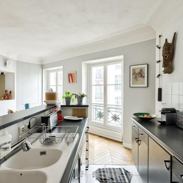Chic Retreat, Central Marais - Apartment - 9