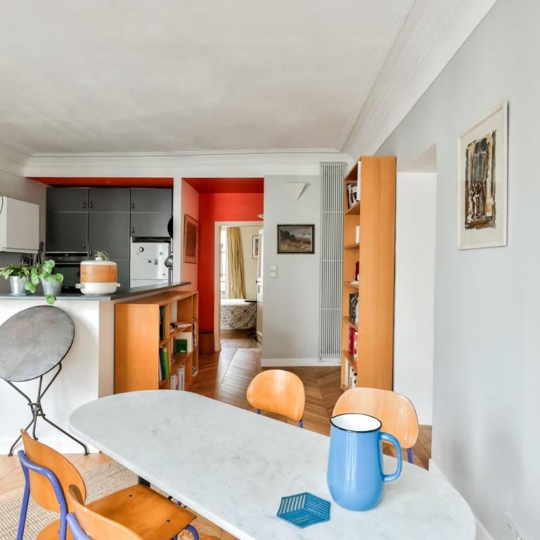 Chic Retreat, Central Marais - Apartment - 10