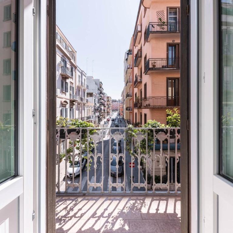 SUN HOUSE - Two-Bedroom Apartment with View - 58