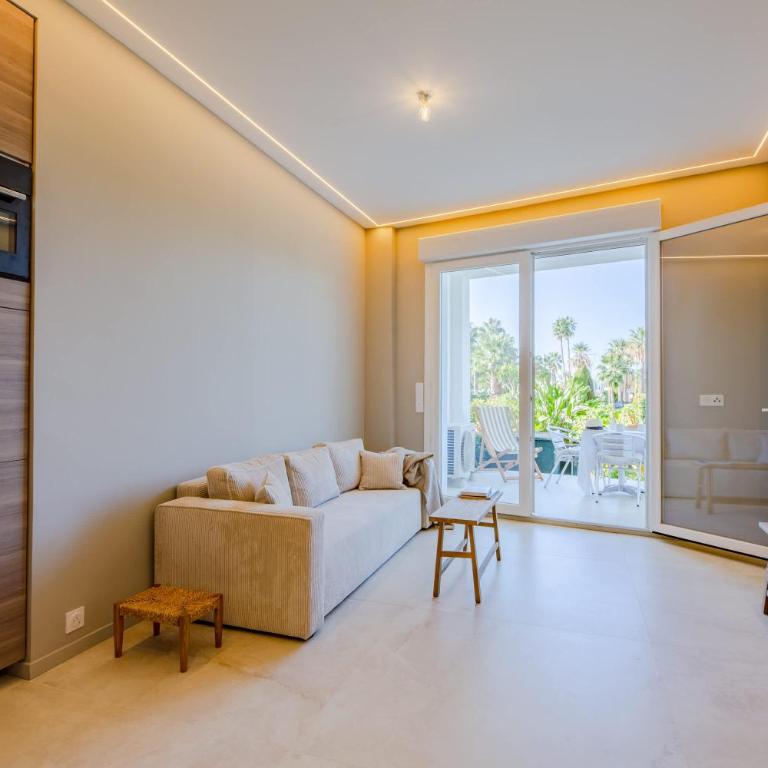 2 bedroom with terrace and garden view 2 min from beach - Appartement - 3