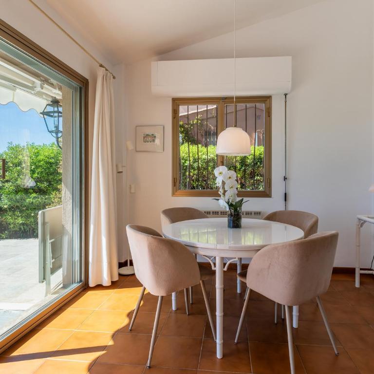VILLA LA PETITE RESERVE VI4416 By Riviera Holiday - Villa - 33