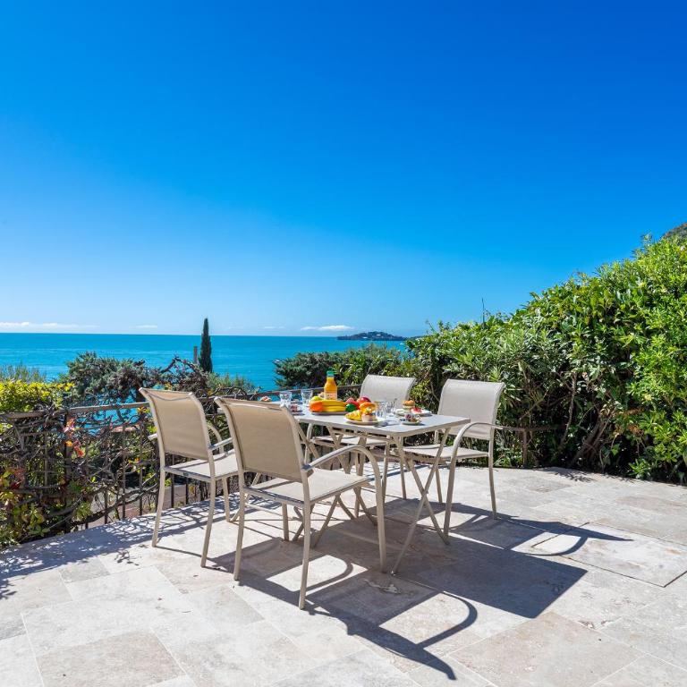 VILLA LA PETITE RESERVE VI4416 By Riviera Holiday - Villa - 35