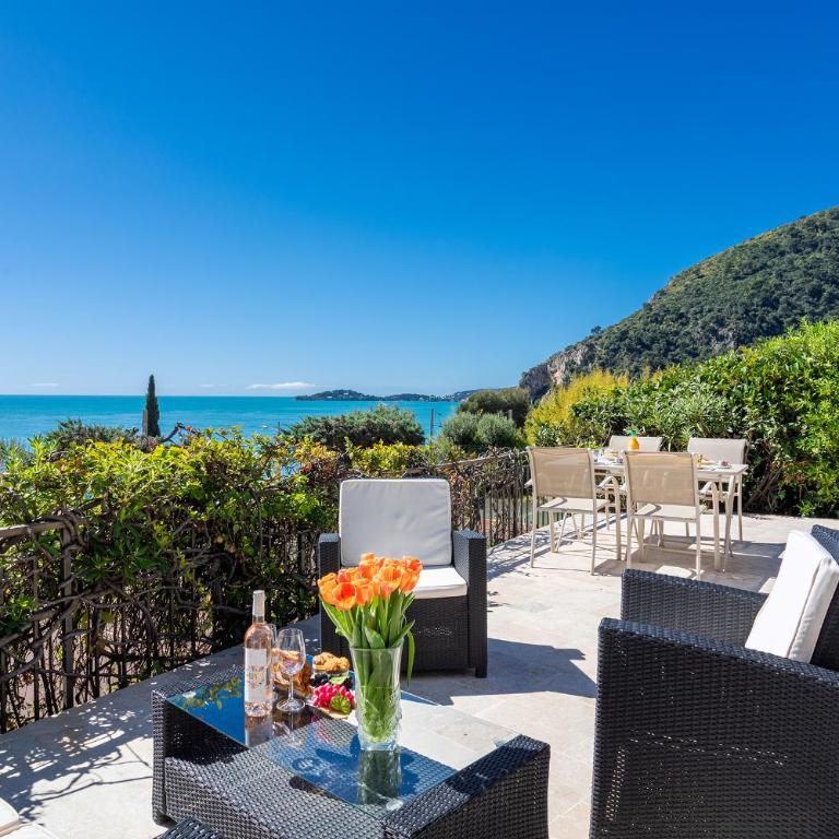 VILLA LA PETITE RESERVE VI4416 By Riviera Holiday - Villa - 1
