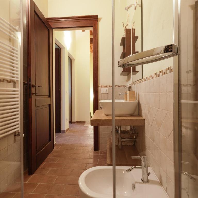 Charming House - Parking included - Duplex Apartment - 42