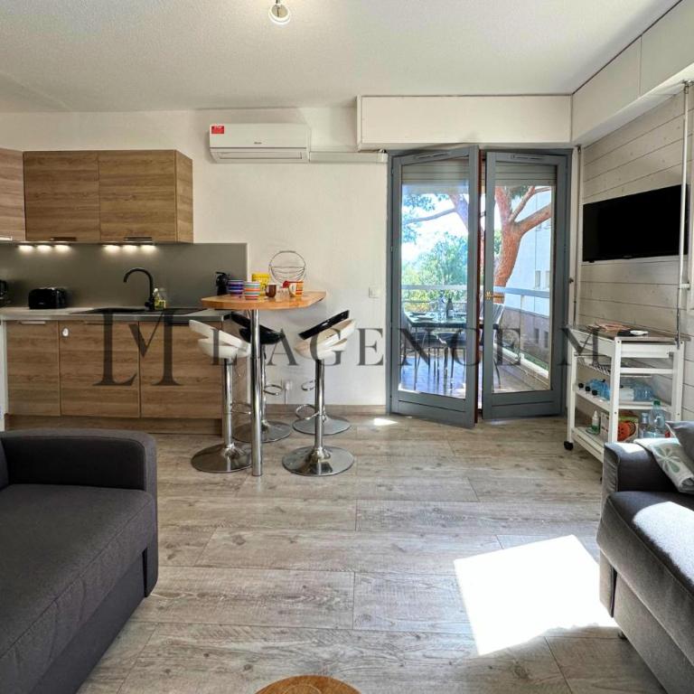 Studio Casa Vecchia - Rénové avec terrasse, parking, clim, plage & centre à pied - 4 couchages - Studio - 5