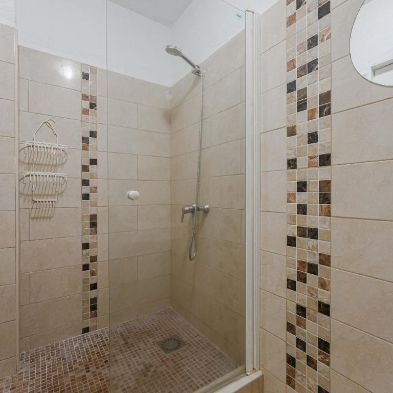 Diamond Family Suite Heated Pool - Apartamento de 2 dormitorios con balcón y vistas al mar - 18