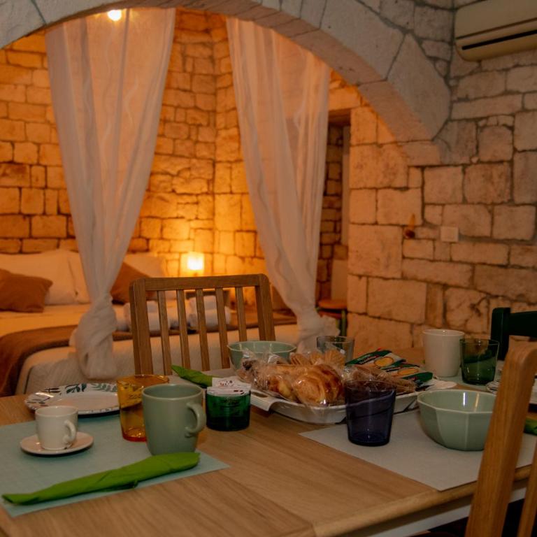 La Casetta - One-Bedroom Apartment - 2