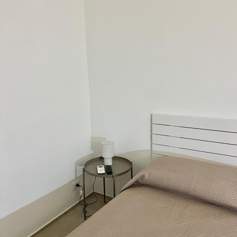 Faro 33 - Camera Matrimoniale con Bagno Privato - 2
