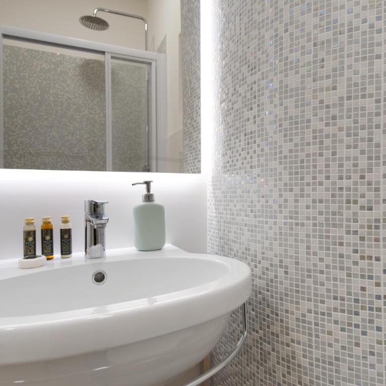 Elegantis Trastevere Modern Apartment - Comfort in Rome Most Charming District - Appartamento con 2 Camere da Letto - 13