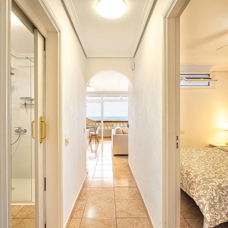 Amazing sea view apartment - One-Bedroom Apartment - 16