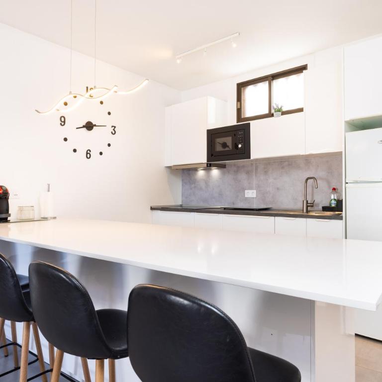 Home2Book Sunset Terrace & Pool Haven - Apartamento de 2 dormitorios - 4