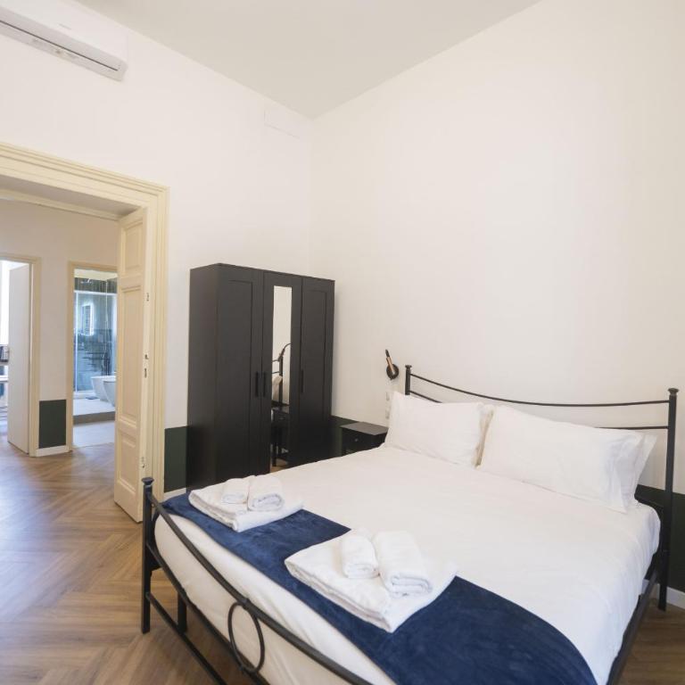 Barberini Grand Retreat with Terrace - Appartamento Premium con 3 Camere da Letto e Balcone - 7