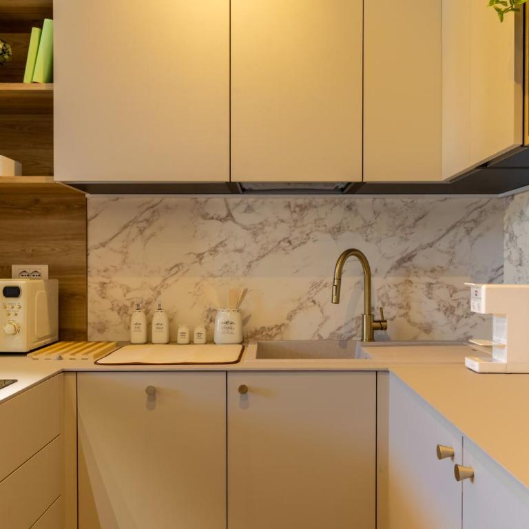 Mery Suite - One-Bedroom Apartment - 21
