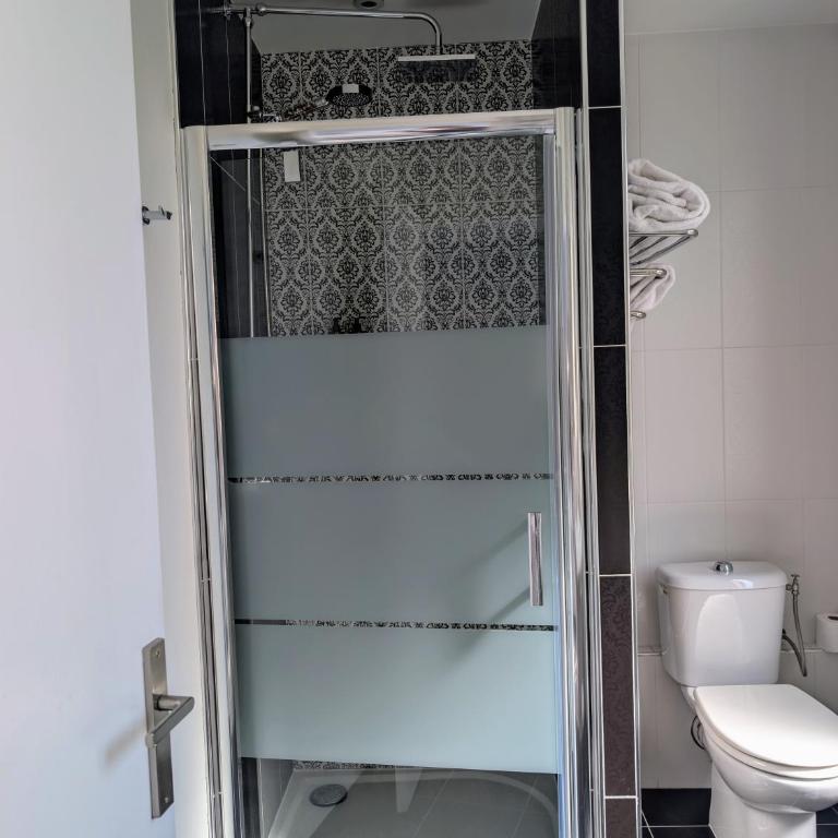 Hôtel Mademoiselle - Chambre Double Économique - 6