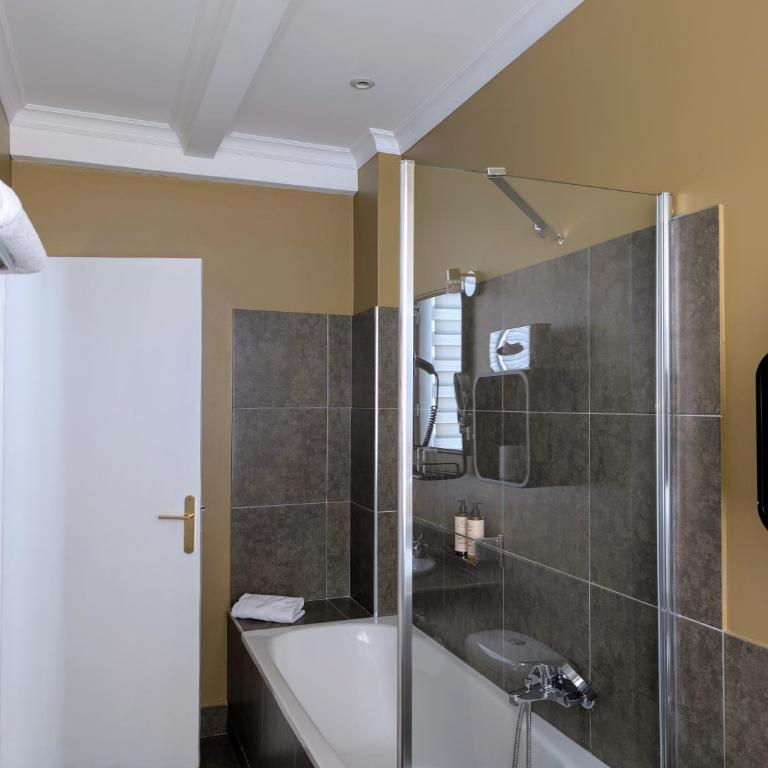 Hôtel Mademoiselle - Chambre Double Supérieure - 16