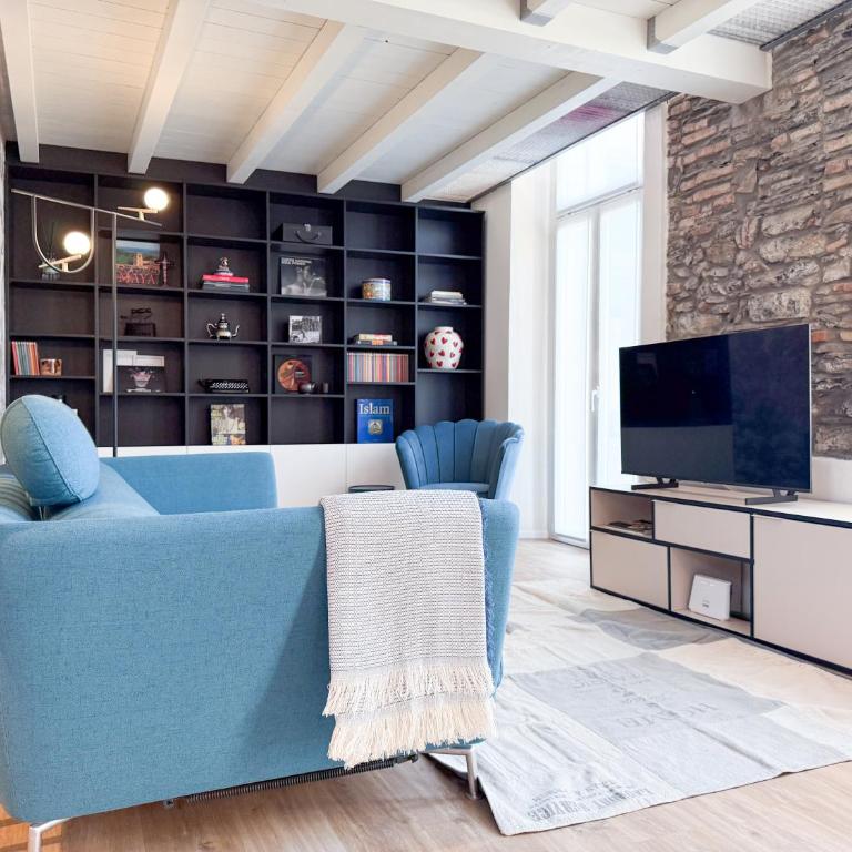 Rock, Love & Lake - Stylish Apartment Steps from the Lake - Appartamento con 1 Camera da Letto - 2
