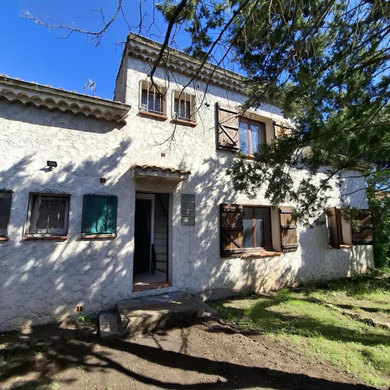 les campanules - Two-Bedroom Apartment with Balcony - 28