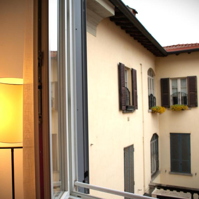 PortaTorre Suite, a Charming apartment in the Heart of Como, Free Private Parking, Air Conditioning - Appartamento Loft con 1 Camera da Letto - 40
