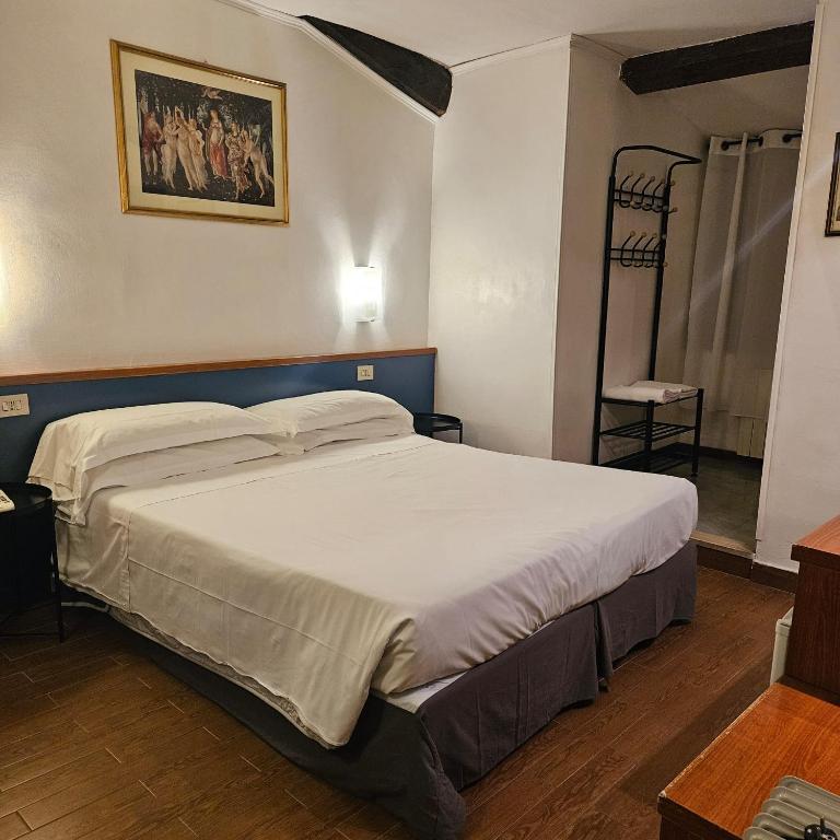 Hotel Julia Trevi - Spagna - Camera Tripla Superior - 6