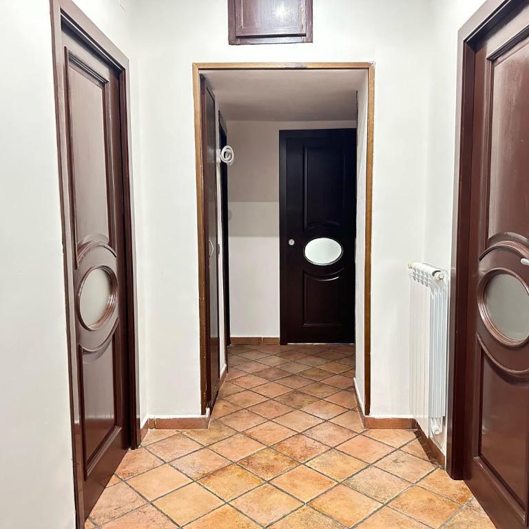 La Casa di Linda - Appartamento con 3 Camere da Letto e con Balcone - 7