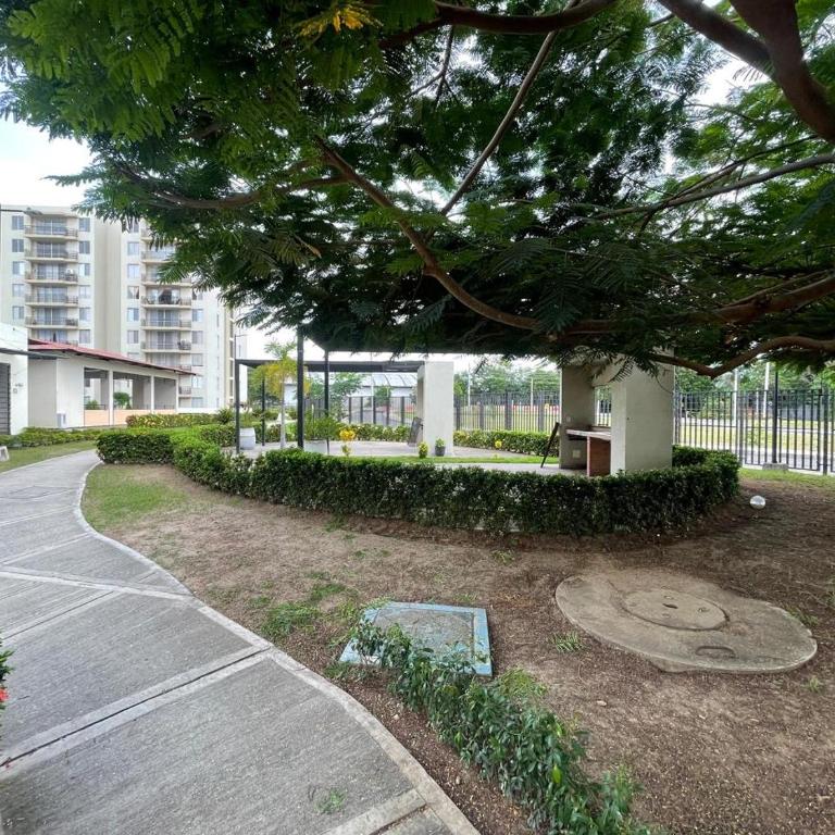 Acogedor apartamento - Two-Bedroom Apartment - 2