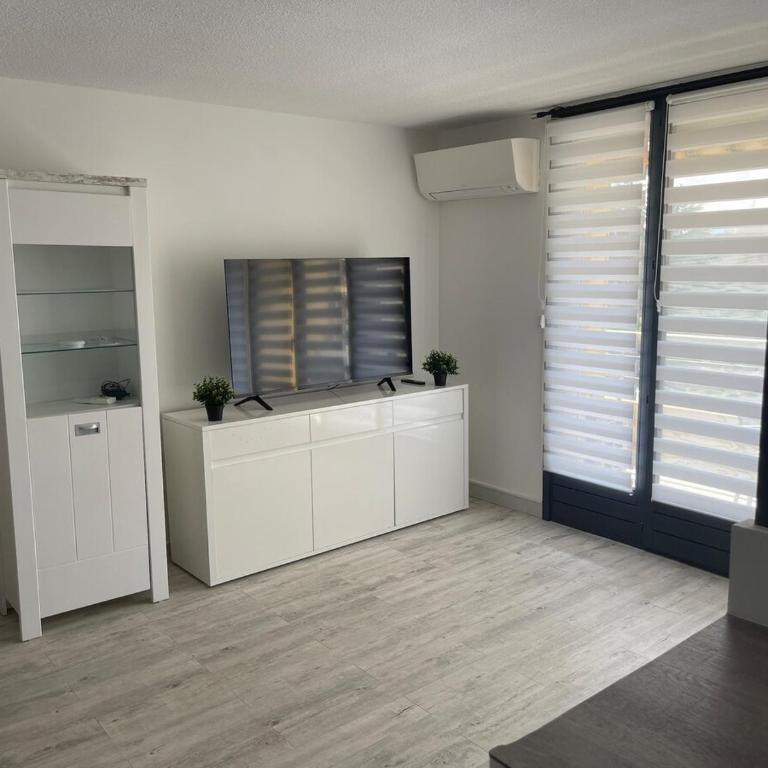 Fréjus plage appartement La Miougrano - Apartment - 4