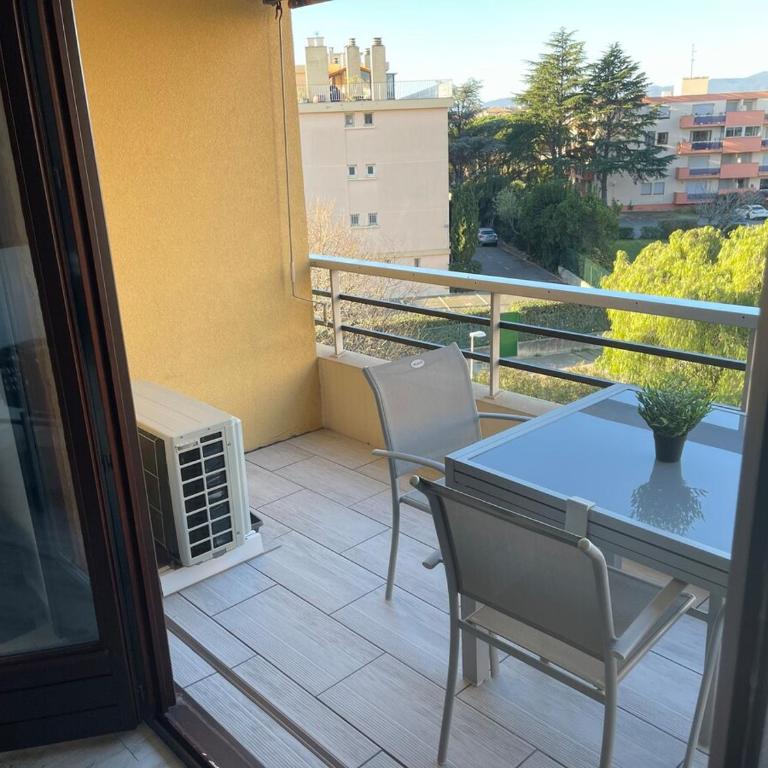 Fréjus plage appartement La Miougrano - Apartment - 10