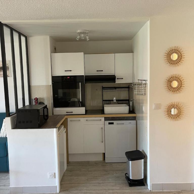 Fréjus plage appartement La Miougrano - Apartment - 33