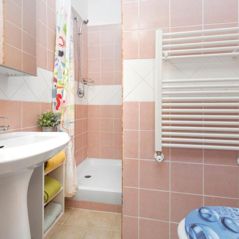 Studio basic nice&comfortable - Casa con 1 Camera da Letto - 11