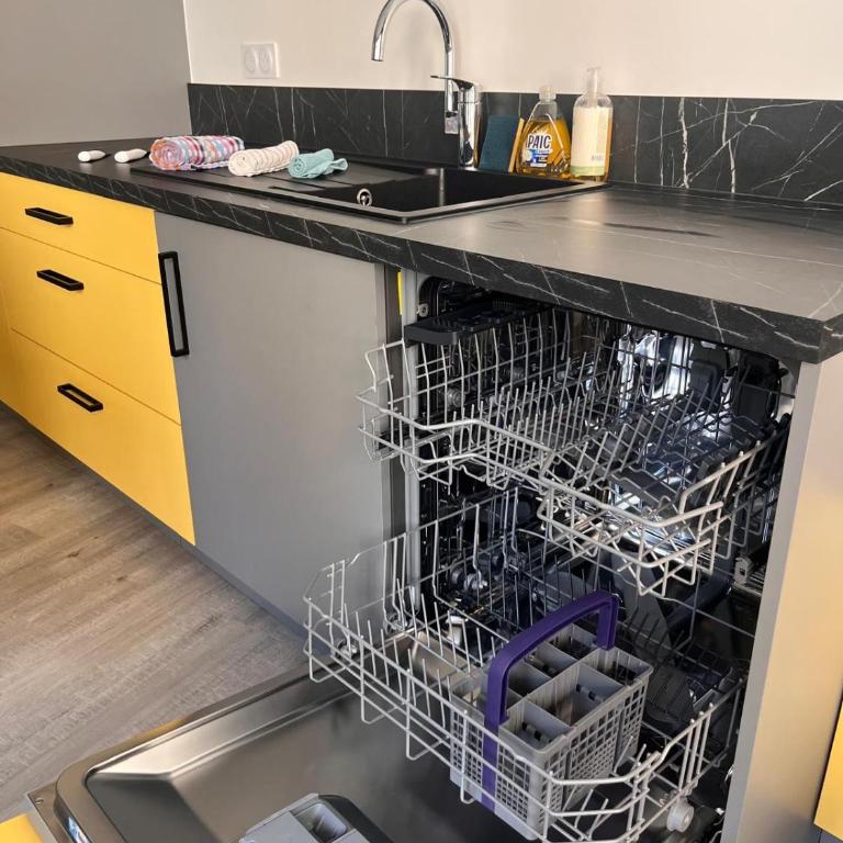 Appartement Moderne au Cœur de Chambéry - Apartment - 16