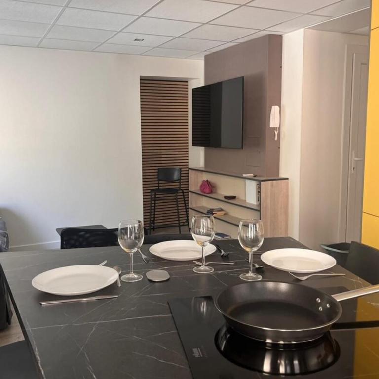 Appartement Moderne au Cœur de Chambéry - Apartment - 18