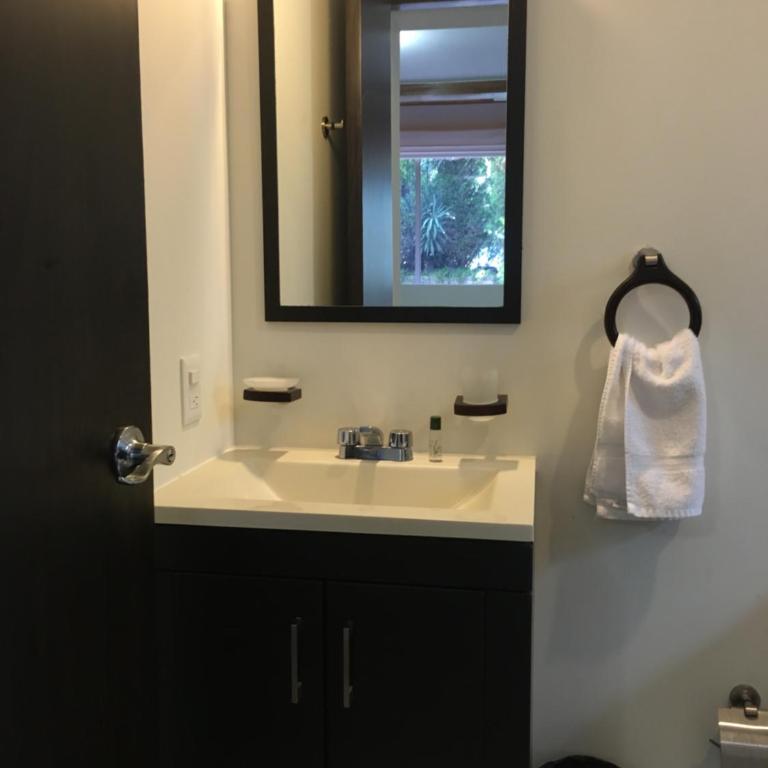 Grupo Kings Suites - Bosque de Duraznos 72 - Apartamento de 1 dormitorio - 2