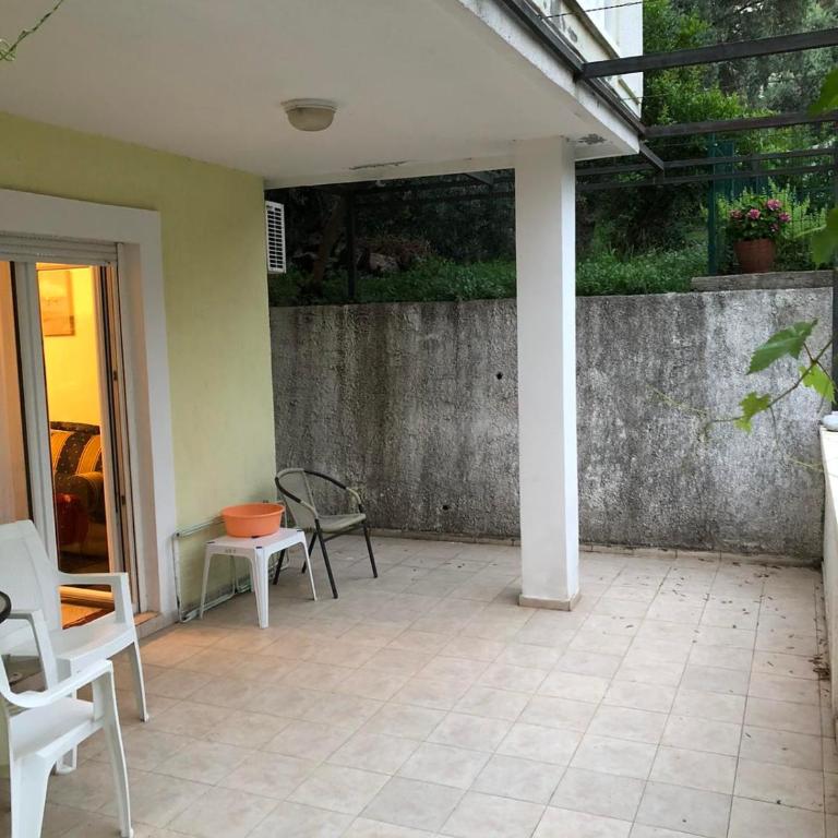 Mia apartments in Petrovac near the sea - One-Bedroom Apartment - 4