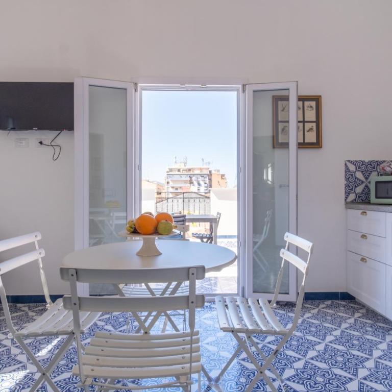Zisa Top Romantic Terrace & Private outdoor Jacuzzi - Two-Bedroom Apartment - 9