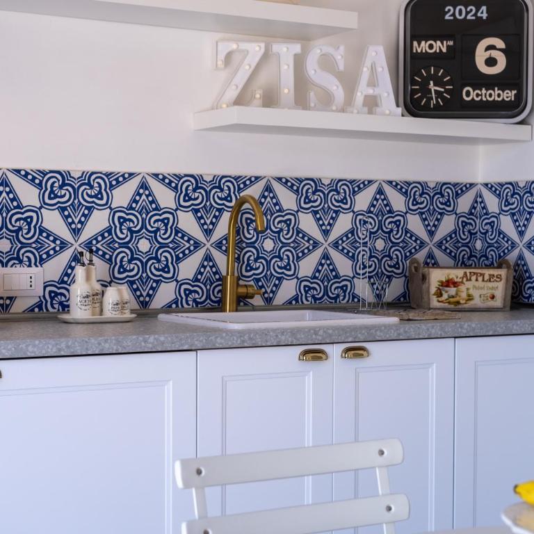 Zisa Top Romantic Terrace & Private outdoor Jacuzzi - Two-Bedroom Apartment - 16