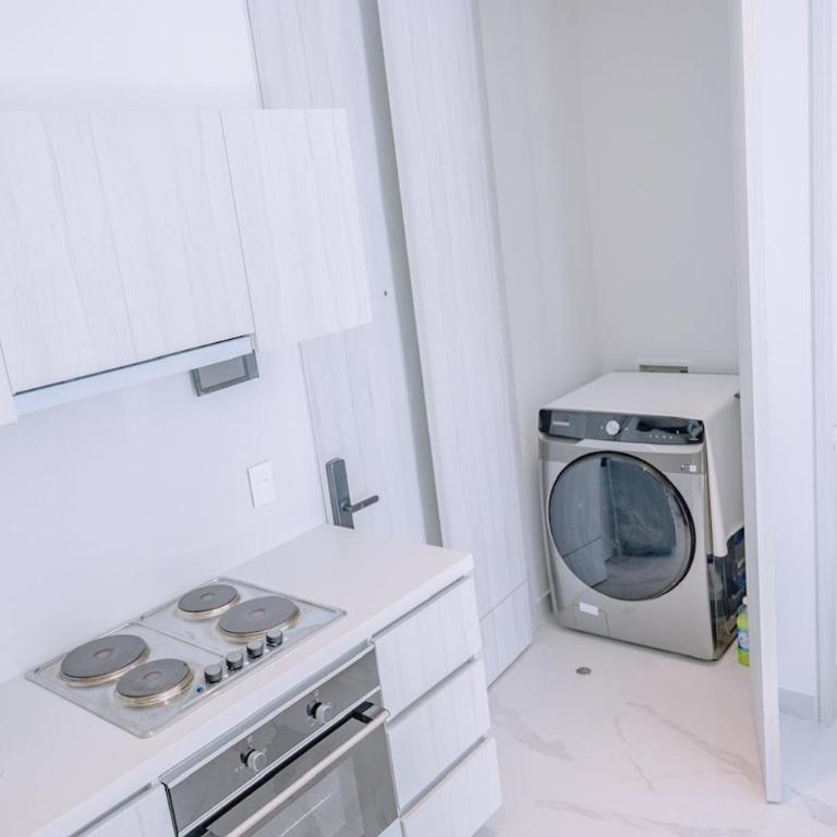 16th floor beach apartment with hotel amenities - Apartamento de 2 dormitorios - 46