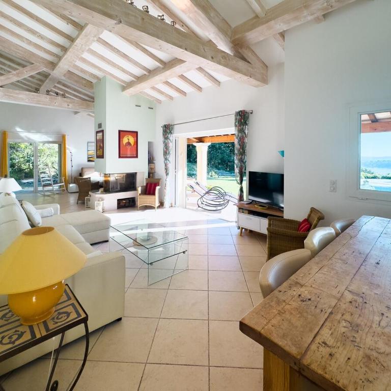 Exclusive Authentic Riviera Villa - Private Pool, Pétanque Court, Panoramic Mediterranean Sea & Estérel Mountain Views - Villa mit privatem Pool - 38