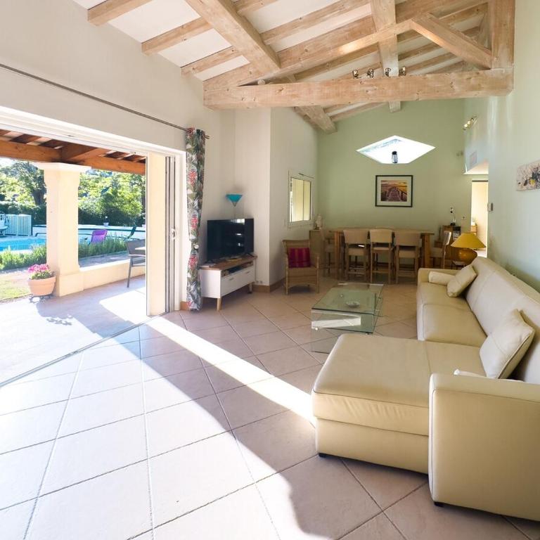 Exclusive Authentic Riviera Villa - Private Pool, Pétanque Court, Panoramic Mediterranean Sea & Estérel Mountain Views - Villa mit privatem Pool - 76
