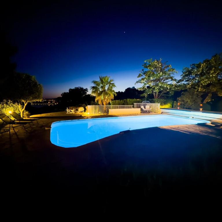 Exclusive Authentic Riviera Villa - Private Pool, Pétanque Court, Panoramic Mediterranean Sea & Estérel Mountain Views - Villa mit privatem Pool - 88